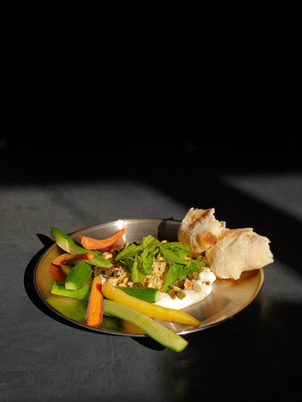 Crudités, trempette et pain grillé